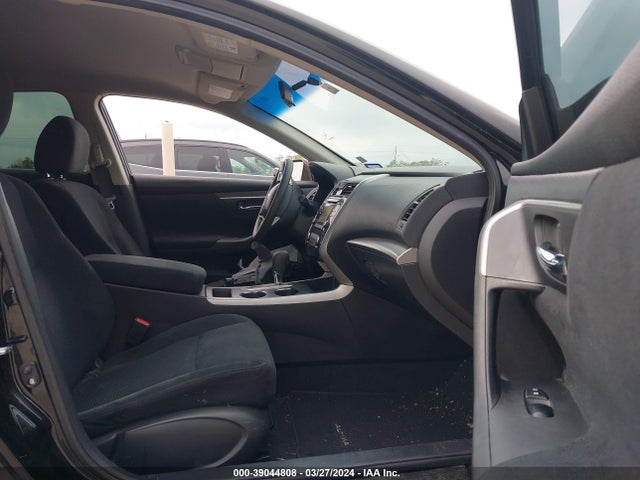 Nissan Altima 2.5 S 2015 1N4AL3AP1FN335620 Image 5