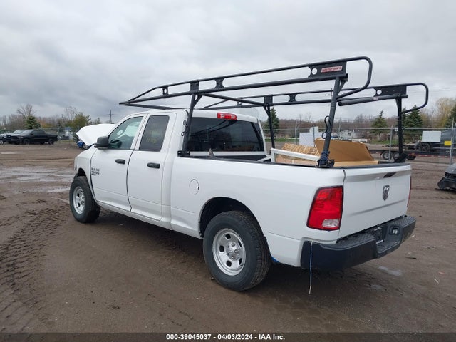 1C6RR7FG9NS187235 RAM 1500 Classic Tradesman Quad Cab 4x4 6'4 Box
