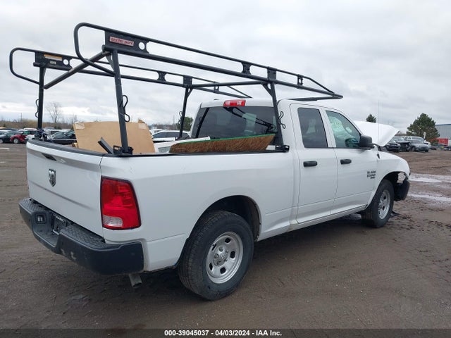 1C6RR7FG9NS187235 RAM 1500 Classic Tradesman Quad Cab 4x4 6'4 Box