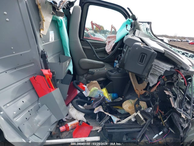 Chevrolet Express 2500 Work Van 2016 1GCWGAFF2G1154026 Image 5
