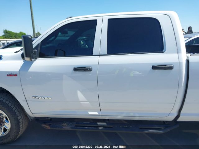 3C6UR5HJ7MG533182 RAM 2500 Tradesman  4x4 8' Box