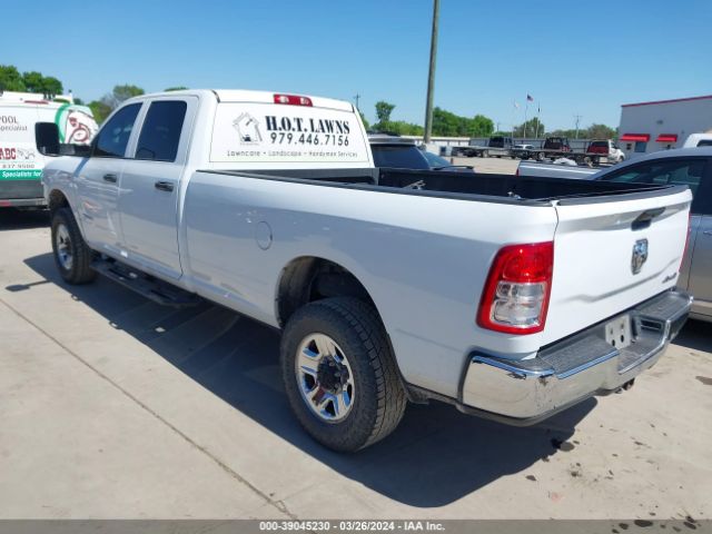 3C6UR5HJ7MG533182 RAM 2500 Tradesman  4x4 8' Box
