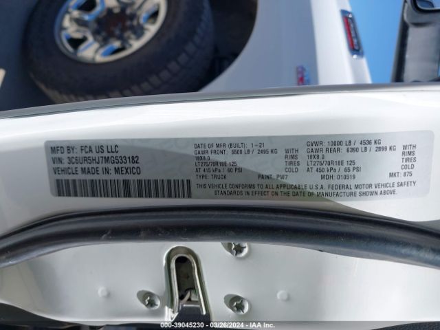 3C6UR5HJ7MG533182 RAM 2500 Tradesman  4x4 8' Box