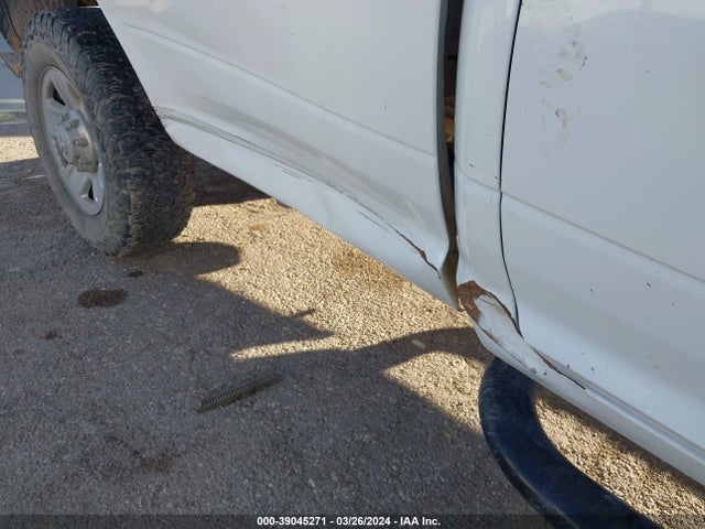 RAM 2500 Tradesman  4x4 8' Box 2018 3C6UR5HL4JG117023 Image 6