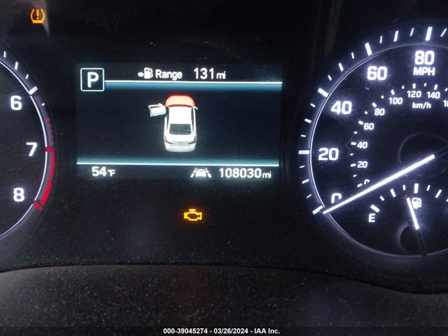 Genesis G80 3.8 2018 KMHGN4JE0JU216695 Image 15