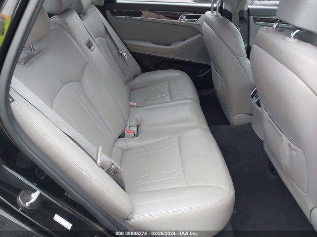 Genesis G80 3.8 2018 KMHGN4JE0JU216695 Image 8