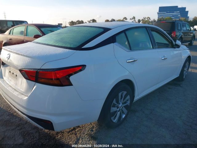 1N4BL4BV2MN362118 Nissan Altima S Fwd