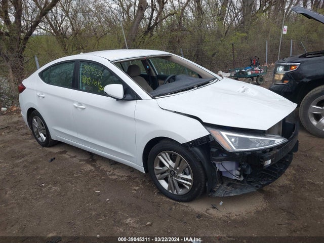 2019 5NPD84LF2KH431298 main image