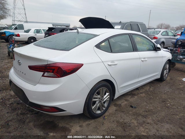 Hyundai ELANTRA SEL 2019 5NPD84LF2KH431298 Image 4