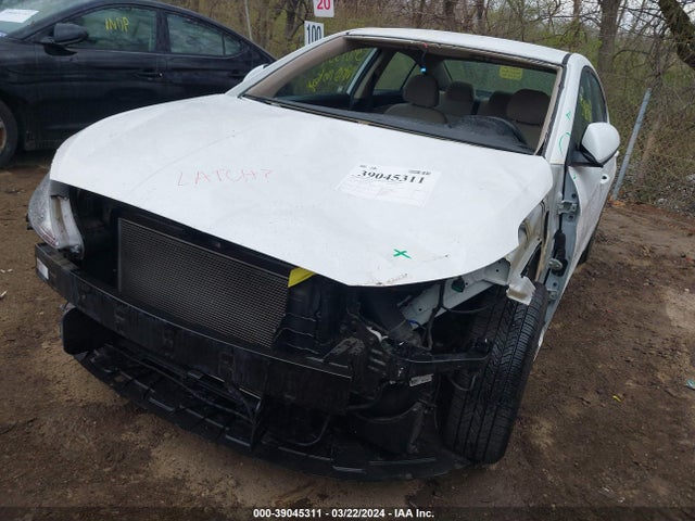 Hyundai ELANTRA SEL 2019 5NPD84LF2KH431298 Image 6