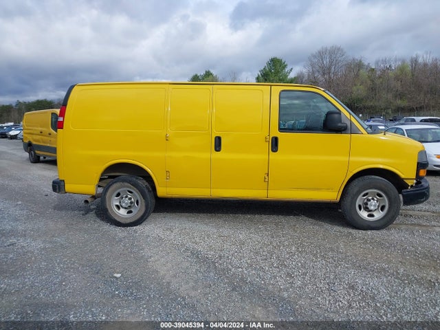 Chevrolet Express 2500 Work Van 2019 1GCWGAFP7K1227330 Image 13