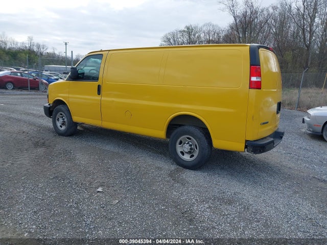 Chevrolet Express 2500 Work Van 2019 1GCWGAFP7K1227330 Image 3