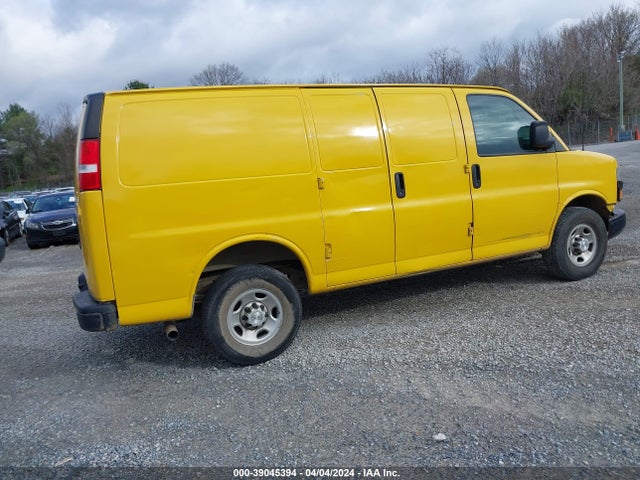Chevrolet Express 2500 Work Van 2019 1GCWGAFP7K1227330 Image 4
