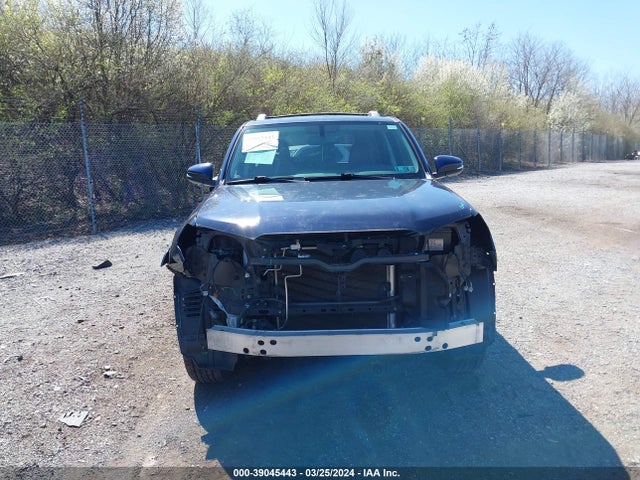 Toyota 4runner Limited 2018 JTEBU5JR2J5560299 Image 13