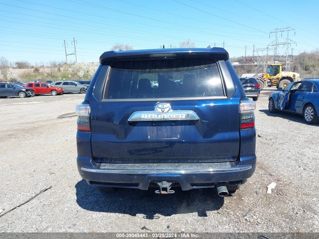 Toyota 4runner Limited 2018 JTEBU5JR2J5560299 Image 17