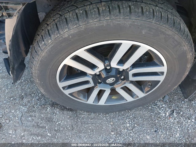Toyota 4runner Limited 2018 JTEBU5JR2J5560299 Image 12