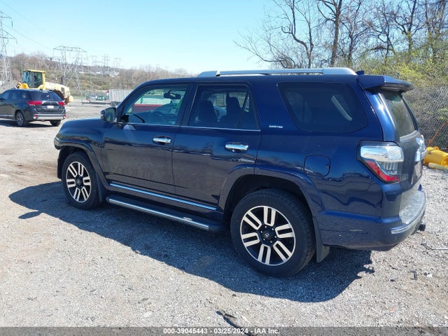Toyota 4runner Limited 2018 JTEBU5JR2J5560299 Image 3