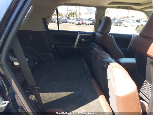 Toyota 4runner Limited 2018 JTEBU5JR2J5560299 Image 8