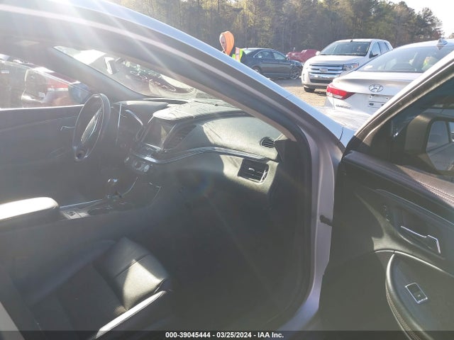 Chevrolet IMPALA 1LT 2017 2G1105S39H9100181 Image 5