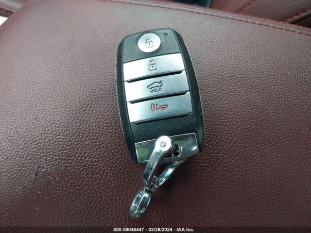 5XXGW4L20GG017617 KIA Optima Sx Turbo