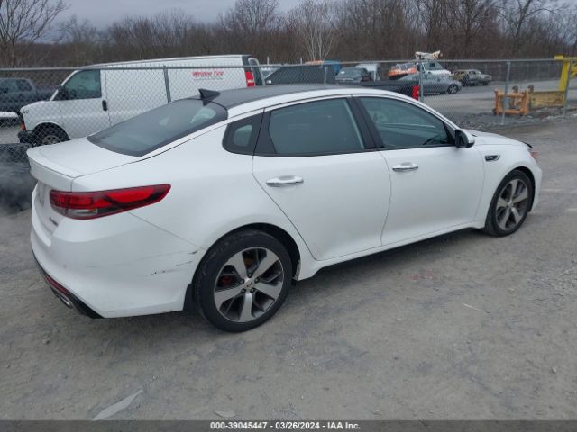 5XXGW4L20GG017617 KIA Optima Sx Turbo