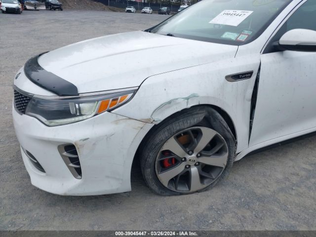 5XXGW4L20GG017617 KIA Optima Sx Turbo