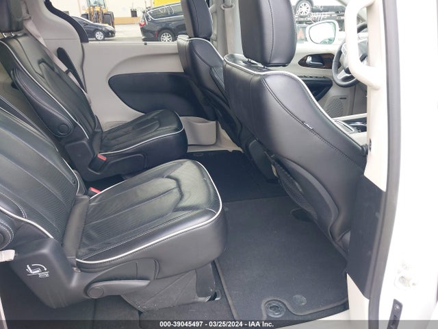 Chrysler Pacifica Limited 2022 2C4RC1GG3NR117530 Image 8