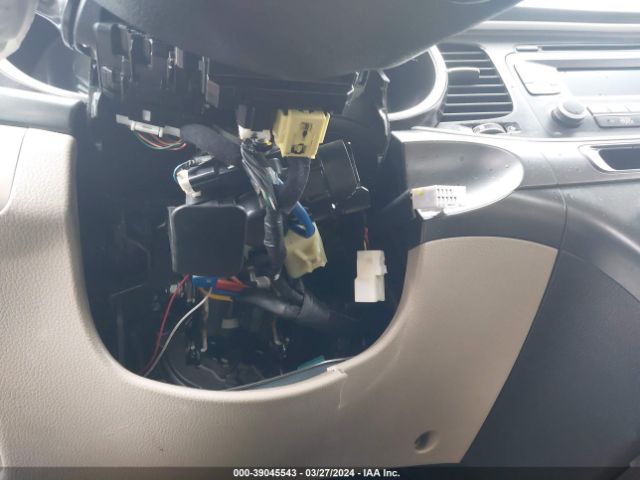 KNAGM4A75F5640817 KIA Optima Lx