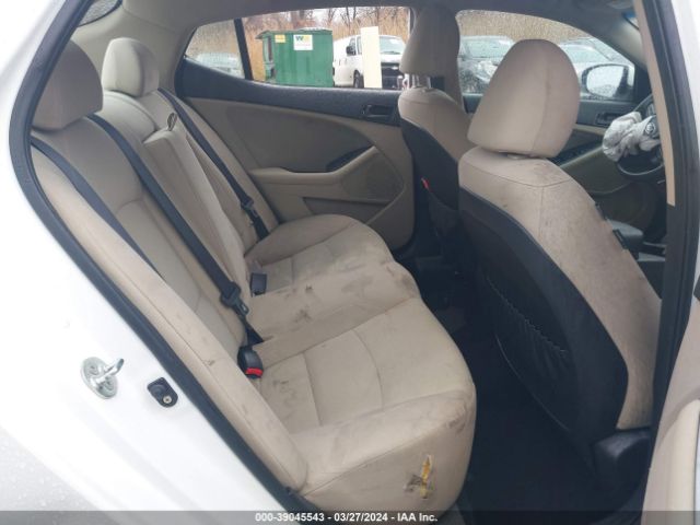 KNAGM4A75F5640817 KIA Optima Lx