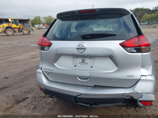 Nissan ROGUE S 2018 KNMAT2MVXJP568973 Image 16