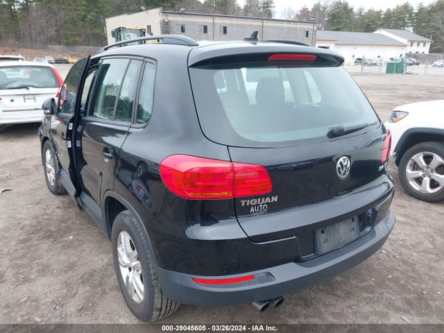 WVGAV7AX9FW552625 Volkswagen TIGUAN S
