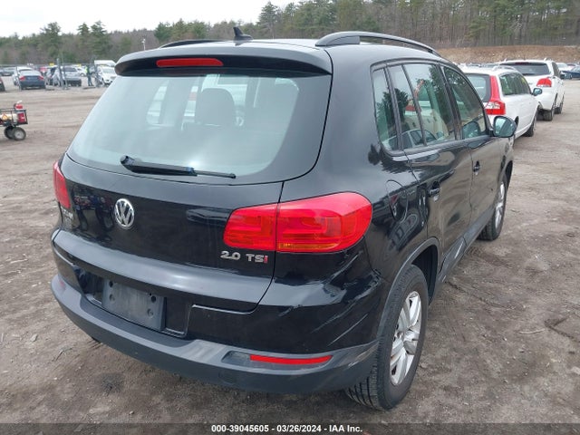 WVGAV7AX9FW552625 Volkswagen TIGUAN S