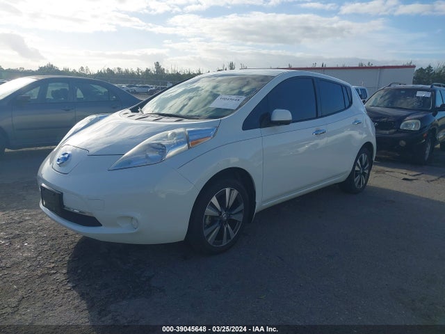 Nissan LEAF SV 2015 1N4AZ0CP9FC330610 Image 2