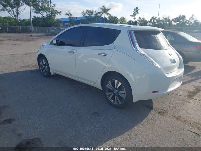 Nissan LEAF SV 2015 1N4AZ0CP9FC330610 Image 3