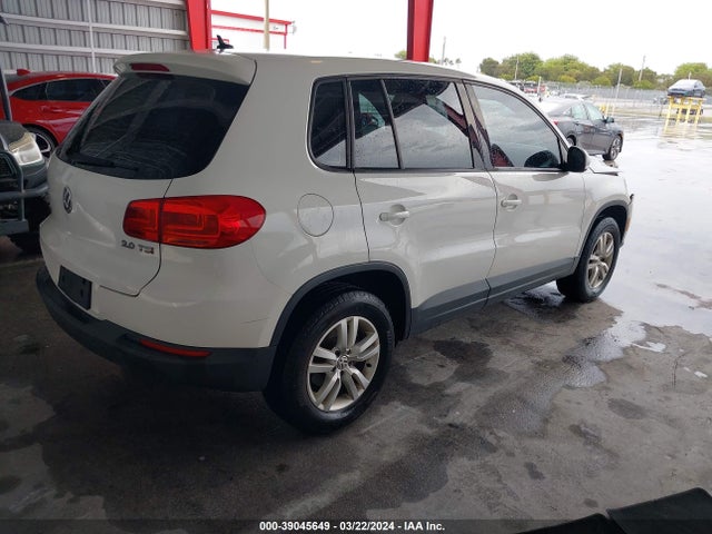 WVGAV3AXXEW526087 Volkswagen TIGUAN S