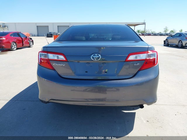 Toyota CAMRY LE 2014 4T4BF1FK0ER381274 Image 17