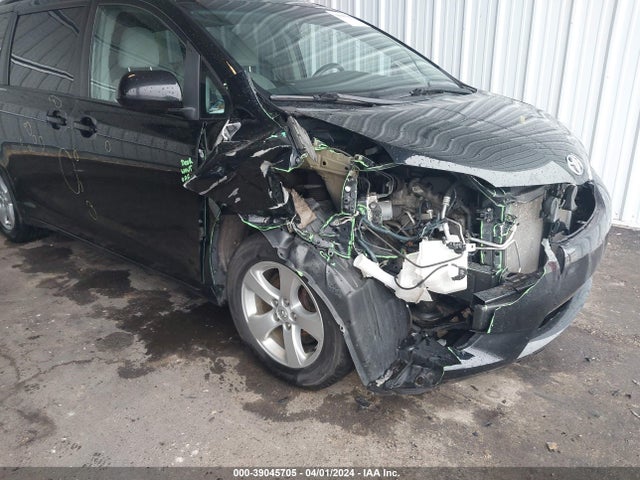 Toyota Sienna Le 8 Passenger 2015 5TDKK3DC5FS663174 Image 6