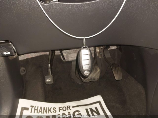 KNMAT2MT5HP603654 Nissan ROGUE SV