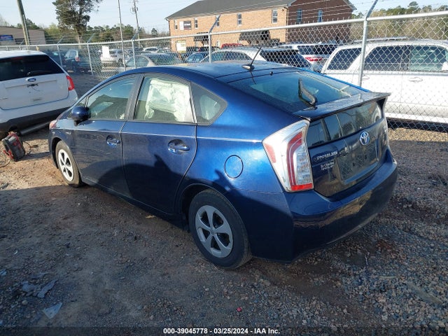 Toyota Prius Four 2014 JTDKN3DU1E1774297 Image 3