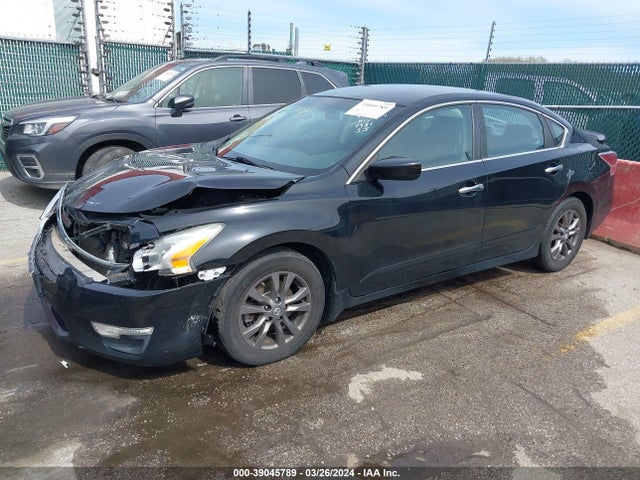 Nissan Altima 2.5 S 2015 1N4AL3APXFN407981 Image 2