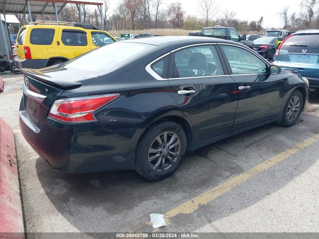 Nissan Altima 2.5 S 2015 1N4AL3APXFN407981 Image 4