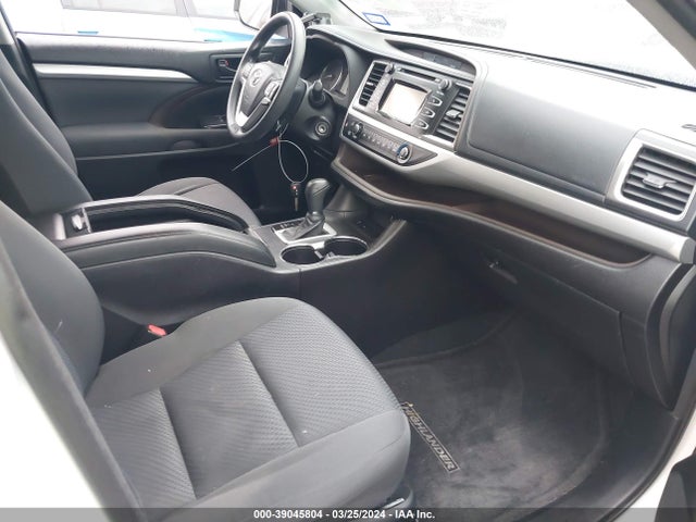 Toyota Highlander Le 2016 5TDZARFH6GS020850 Image 5