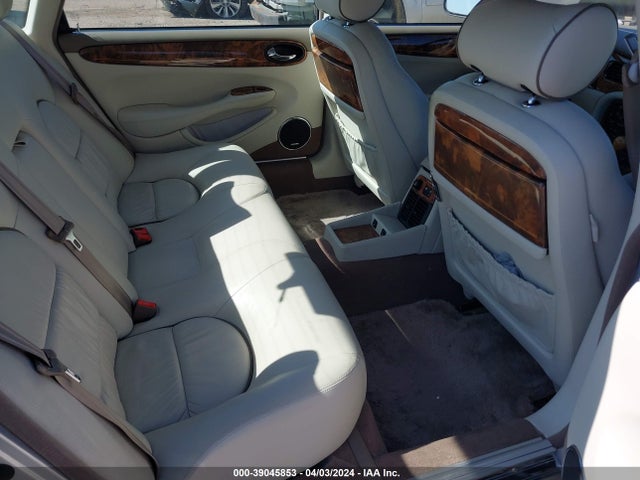 2001 JAGUAR XJ8 SAJDA24C71LF29500 Photo 7