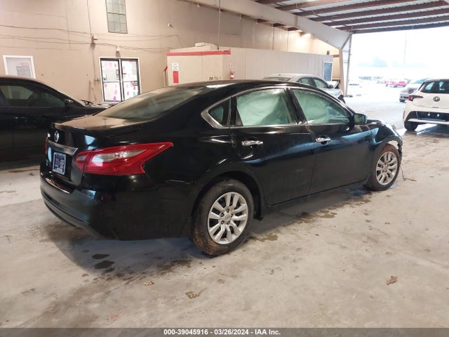 Nissan Altima 2.5 S 2018 1N4AL3AP9JC474205 Image 4