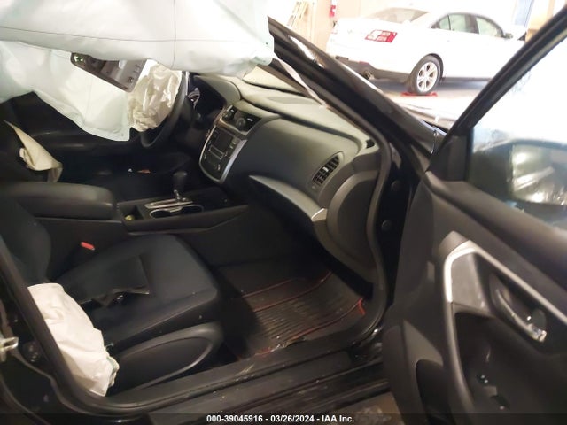 Nissan Altima 2.5 S 2018 1N4AL3AP9JC474205 Image 5