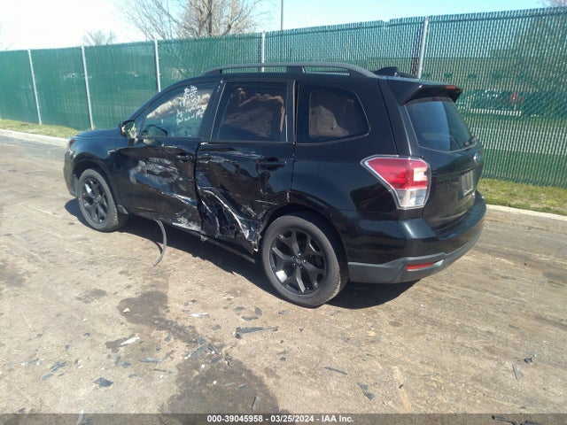 JF2SJAGC2JH599080 Subaru Forester 2.5i Premium