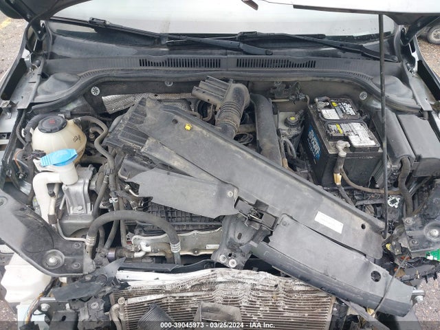 3VW2B7AJ6JM258635 Volkswagen Jetta 1.4t S