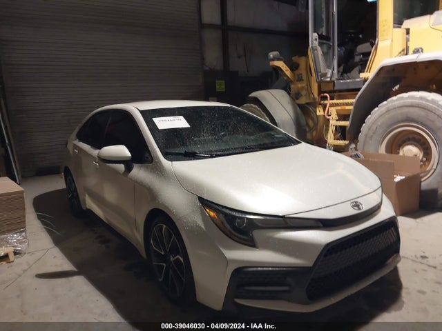 Toyota COROLLA SE 2020 5YFS4RCE3LP046778 zdjęcie główne
