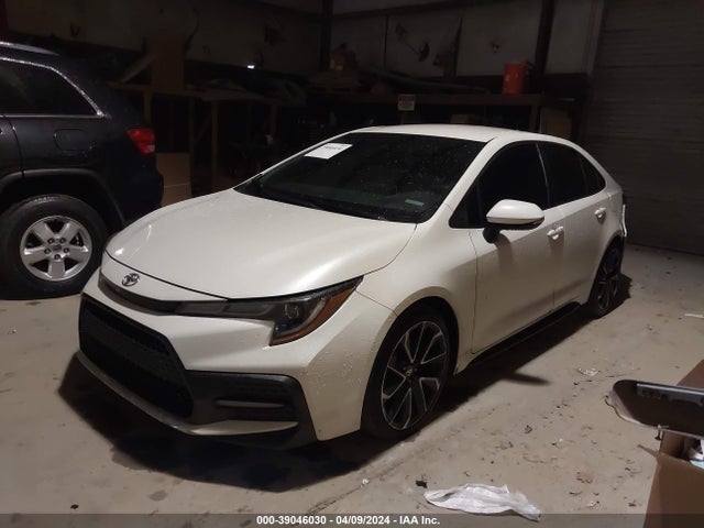 Toyota COROLLA SE 2020 5YFS4RCE3LP046778 Image 2