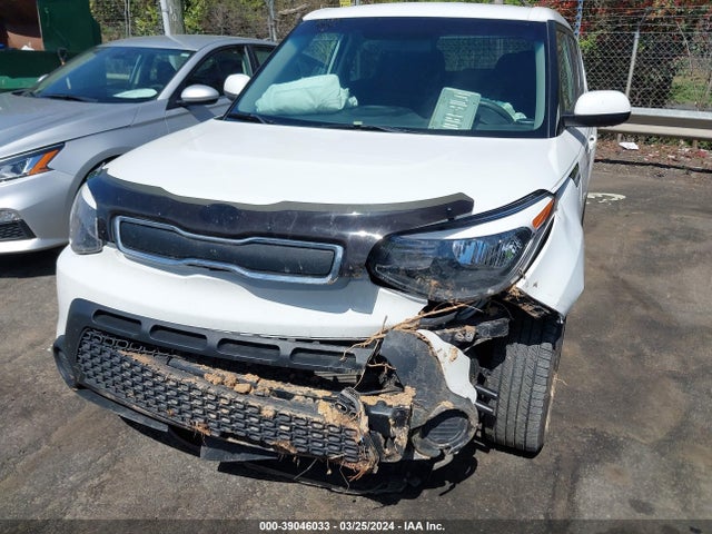 KIA Soul 2015 KNDJN2A22F7223853 Image 6